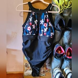 NWOT Shein swimming suit
